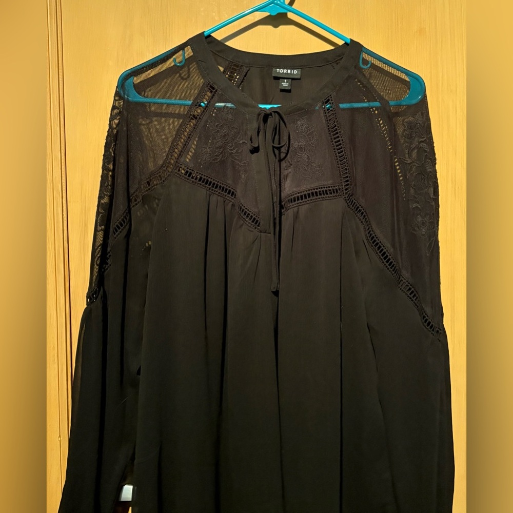torrid Black Lace-Trim Peasant Tunic